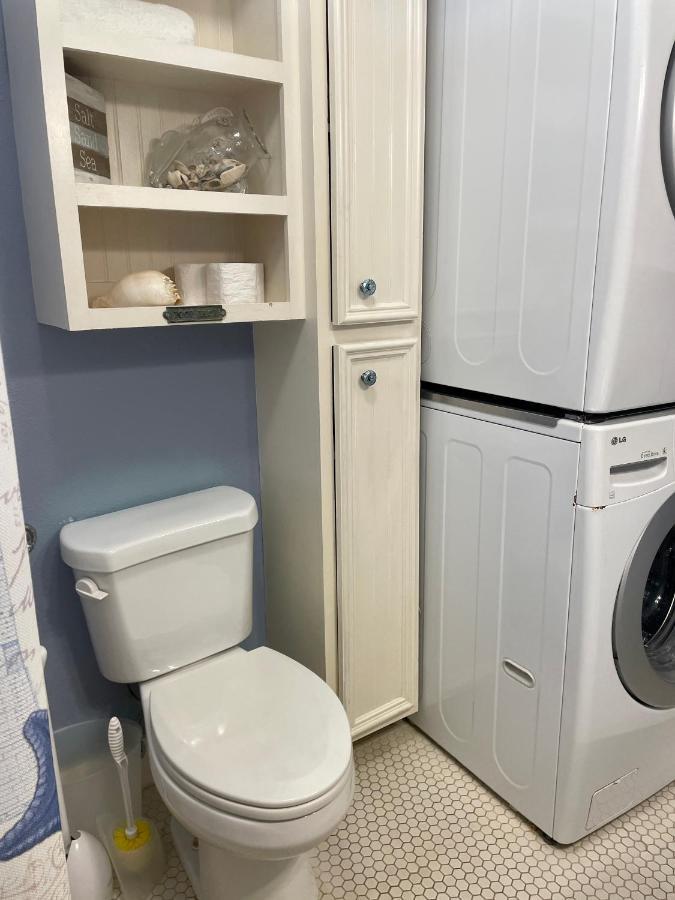 Seablue Cottage - Downstairs; 2 Blocks To The Beach Galveston Luaran gambar